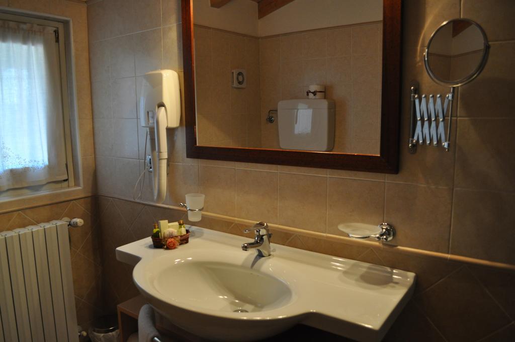 Hotel La Corte Bedizzole 客房 照片