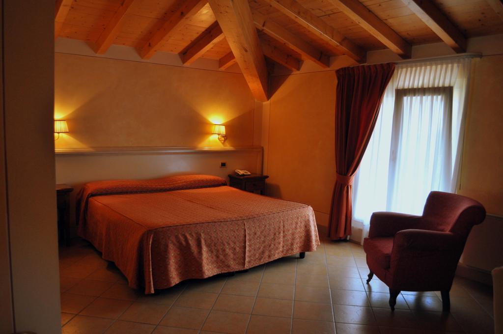 Hotel La Corte Bedizzole 客房 照片