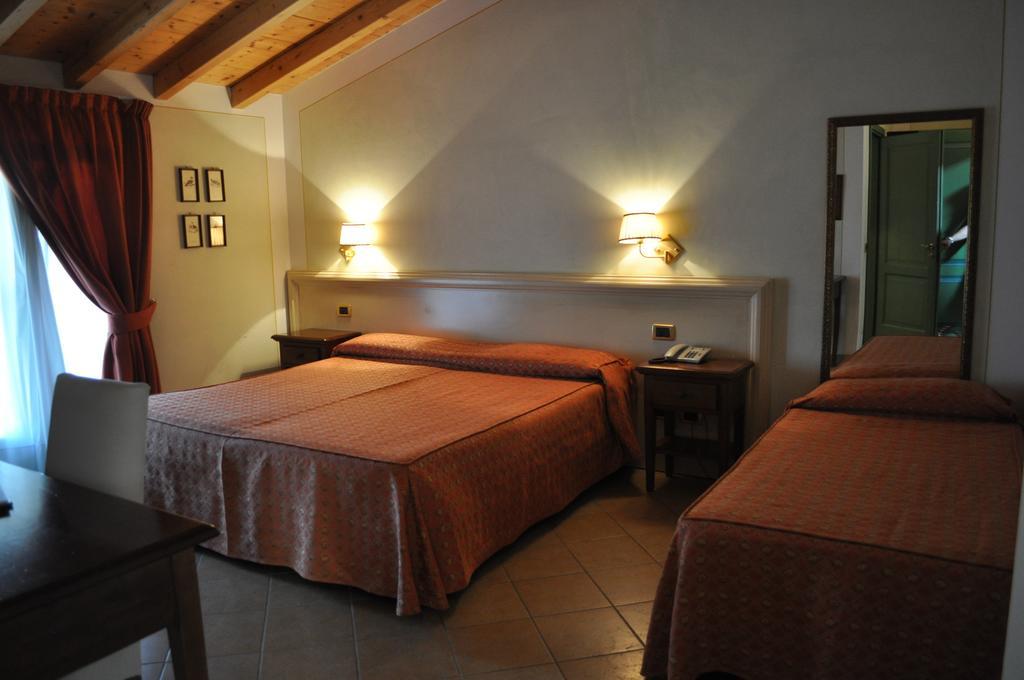 Hotel La Corte Bedizzole 客房 照片